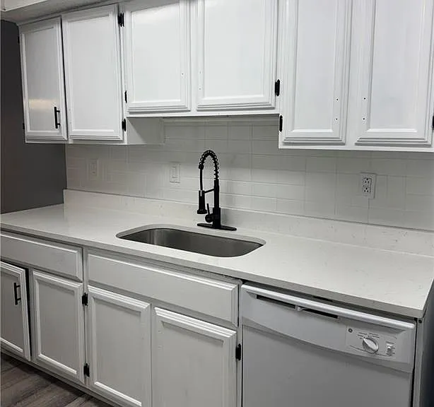 101 Wilbourn Blvd #102 — Photo 2