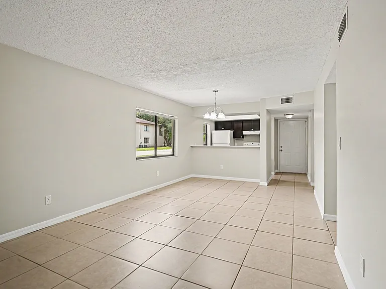 4534 Sleepy Oak Ln #4534 — Photo 2