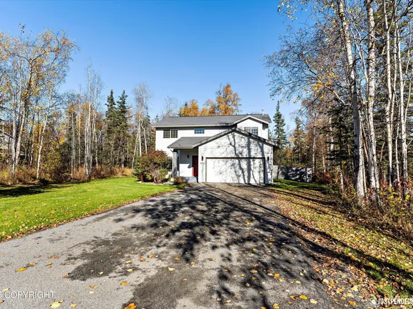 2711 N Woodfield Dr, Wasilla, AK 99654