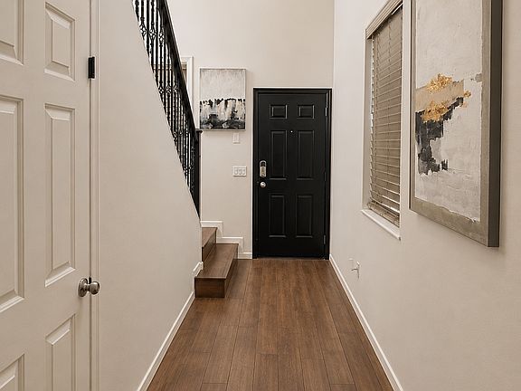5th image of 723 W Calle Canto Sereno