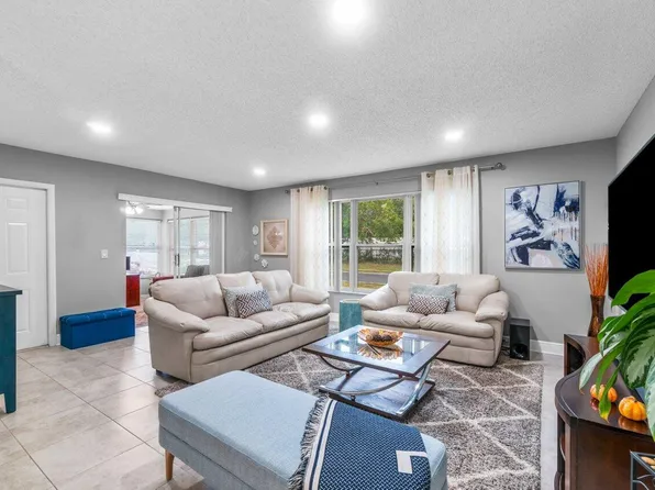 4935 NW 2nd Street #A, Delray Beach, FL 33445