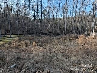 2nd image of 2766 Oakhurst Dr