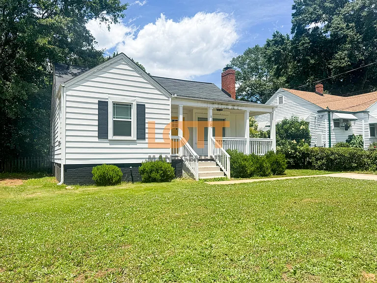 110 Pleasant Ridge Ave — Photo 3