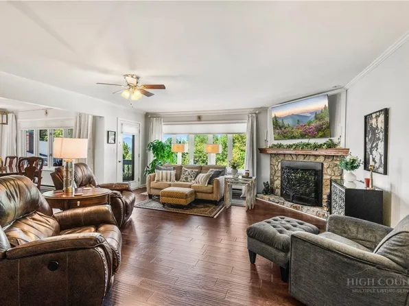 125 Pinnacle Avenue #32, Blowing Rock, NC 28605