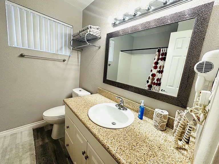 493 McKellar Cir #4 — Photo 9