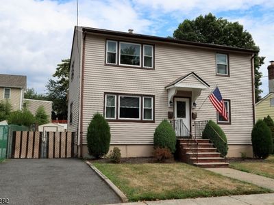 15 Hickory St, Bloomfield, NJ, 07003