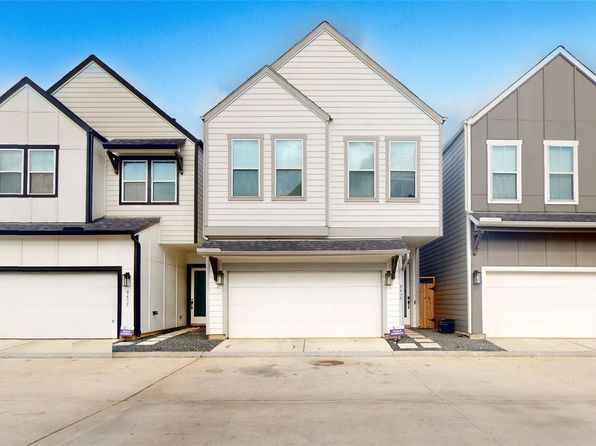 8439 Berry Brush Ln