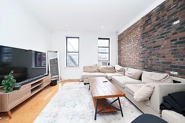 Rented by Living New York