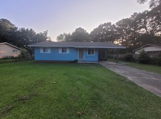 109 Elizabeth Ave, Petal, MS 39465