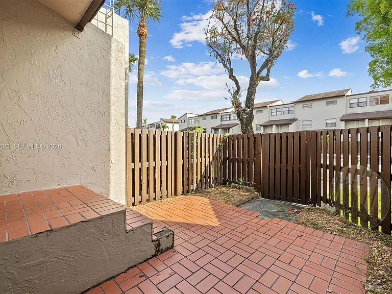 10050 NW 9th Street Cir #203 — Photo 32