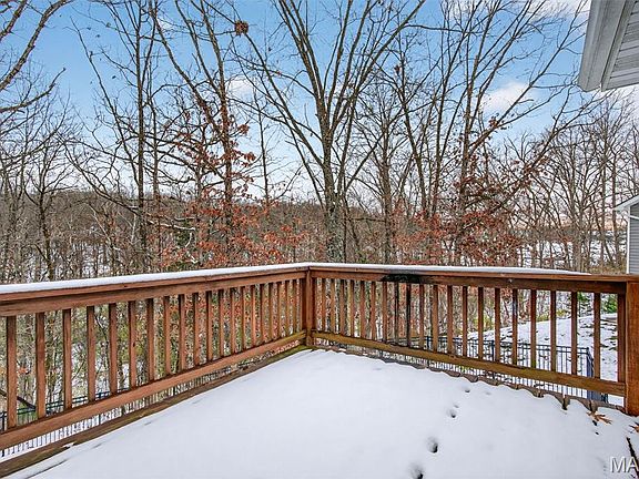 3rd image of 482 Indian Lake Dr