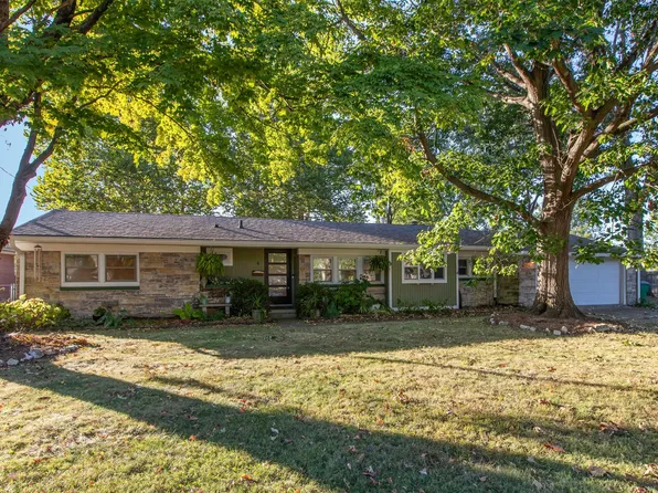 4 Greenacre Ct, Brownsburg, IN 46112