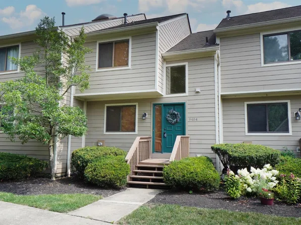9484 Hunters Creek Dr, Cincinnati, OH 45242