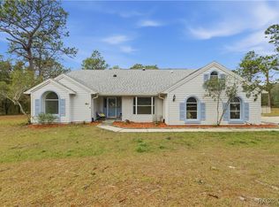 9600 N Holyoak Ter, Dunnellon, FL 34433