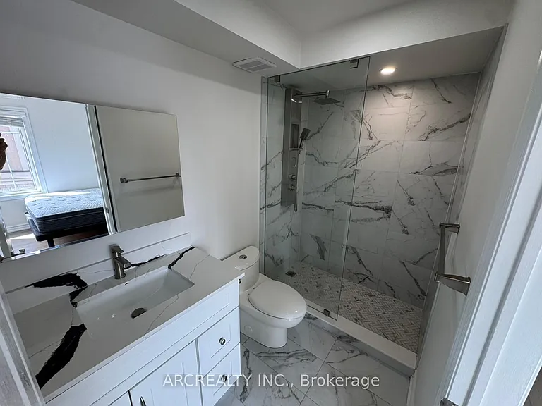 365 Murray Ross Pkwy #8 — Photo 10
