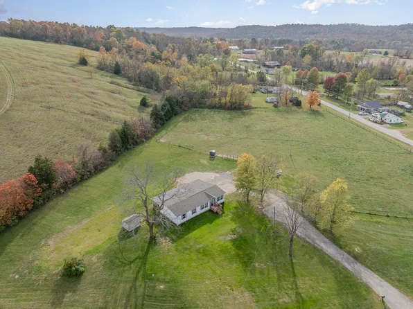 9190 Warsaw Rd, Dry Ridge, KY 41035