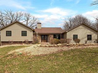 7430 123rd Street Ct, Coal Valley, IL 61240