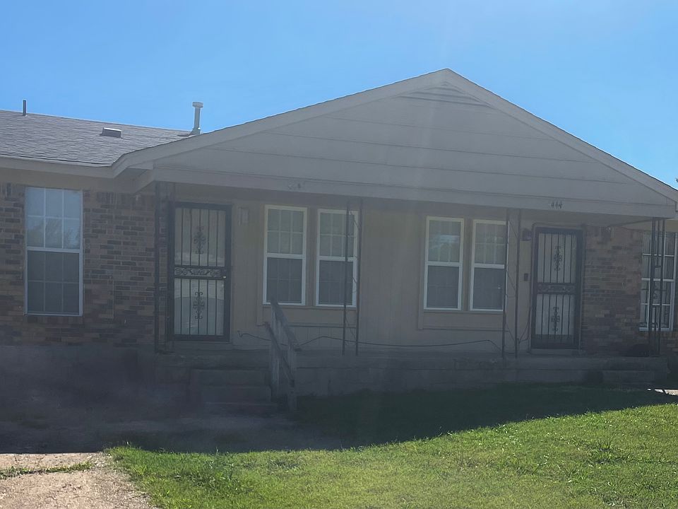 1st image of 4442 Medley Ln #1