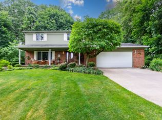 3777 Covert Rd, Waterford, MI 48328