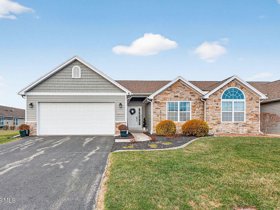 1st image of 8424 Birchwood Ln