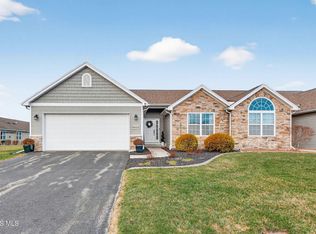 8424 Birchwood Ln, Northwood, OH 43619
