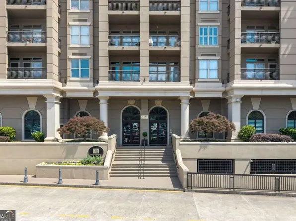 3334 Peachtree Rd NE APT 103, Atlanta, GA 30326