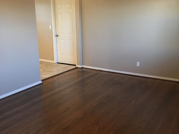 2nd image of 102 Asbill Ave