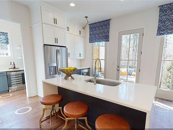 3rd image of 219 Mitchell Ln #9