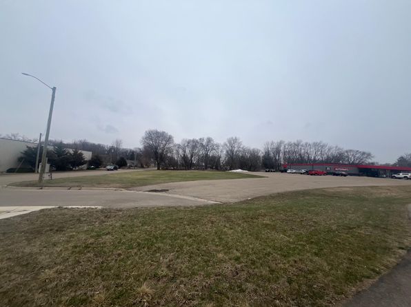 1916 E Main St, Albert Lea, MN 56007