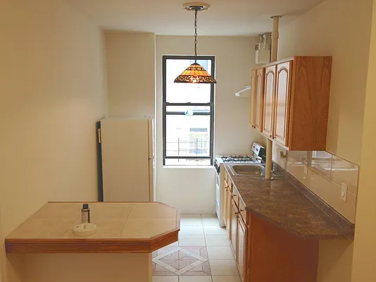 Rented by Bohemia Realty Group | media 30