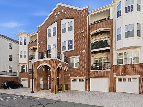 2nd image of 9202 Charleston Dr Unit 406