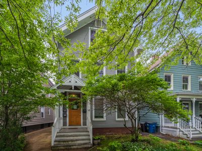52 Edwards Street, New Haven, CT, 06511