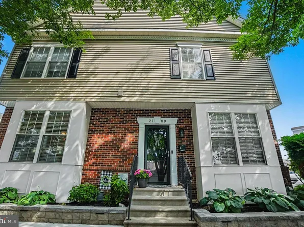 2109 Trevi Ct, Philadelphia, PA 19145