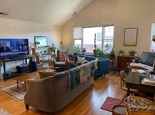 2220 W Grand Ave #2, Chicago, IL 60612