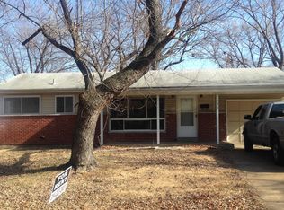 130 Lynn Meadows Ln, Florissant, MO 63033