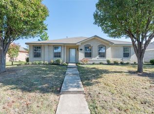 160 Palm Dr, Lancaster, TX 75146