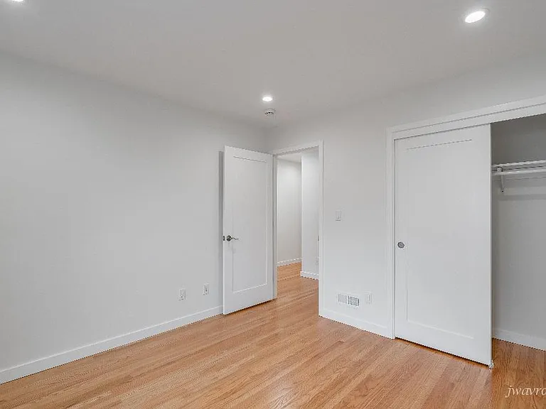 2714 Noriega St — Photo 32
