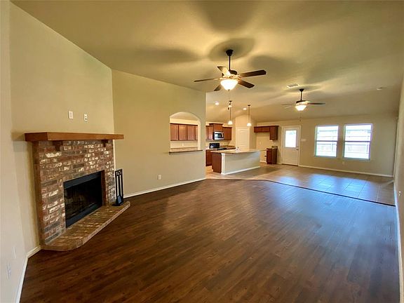 4th image of 4206 Agate Dr
