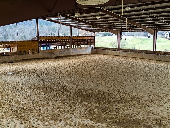 5th image of 190 Quin Holcombe Rd