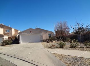 490 Angel Loop SW, Los Lunas, NM 87031