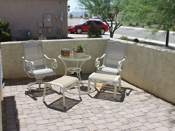 3rd image of 26258 W Horsham Dr