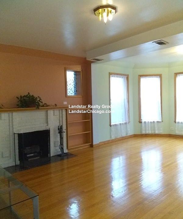 1st image of 7714 N Marshfield Ave APT 2