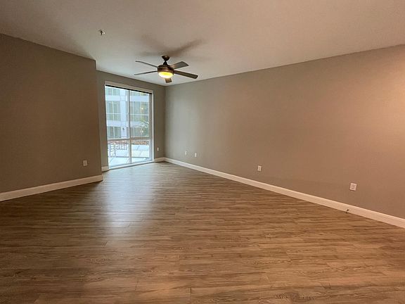 5th image of 551 W Date St #403