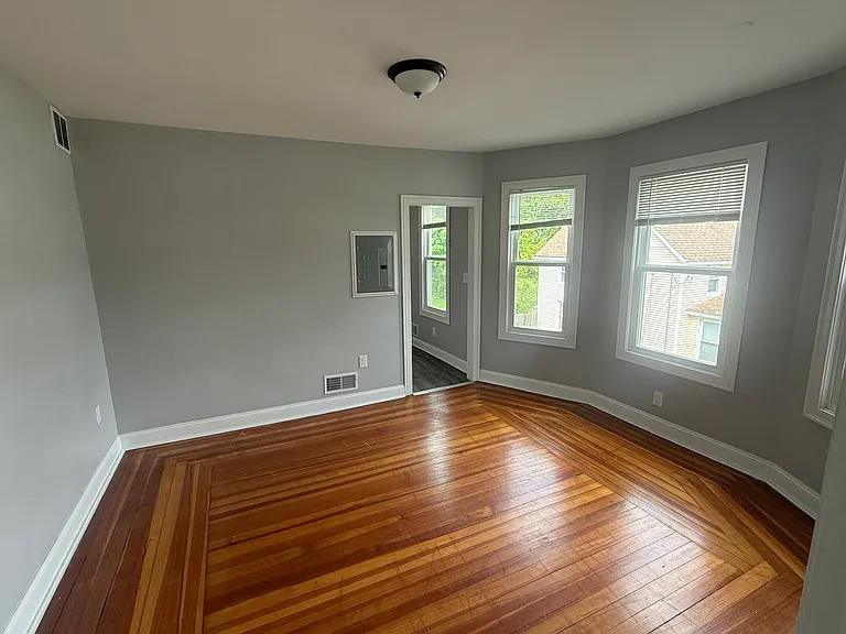 104 Moore St #2 — Photo 4