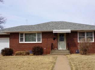 160 W Delaware Ave, Kingman, KS 67068