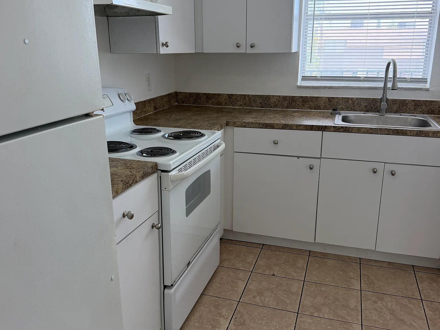 3701 SW 59th Terrace — Photo 3