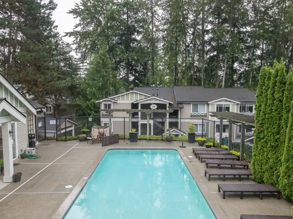 11211 NE 128th Street #K204, Kirkland, WA 98034