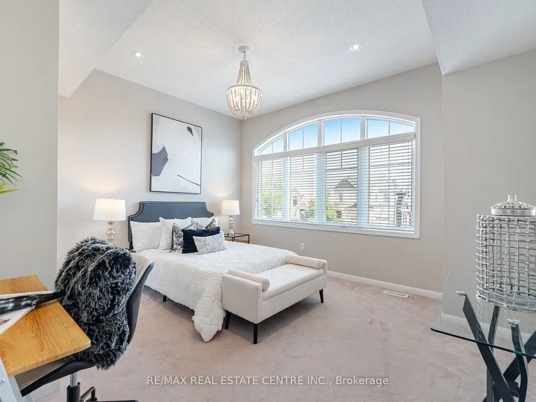 996 Savoline Blvd — Photo 25