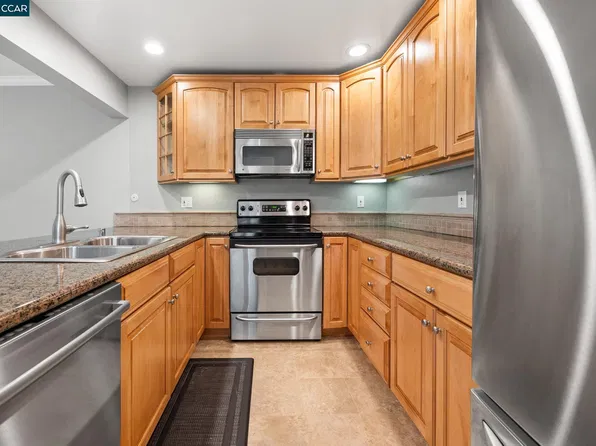 1300 Running Springs Rd APT 5, Walnut Creek, CA 94595