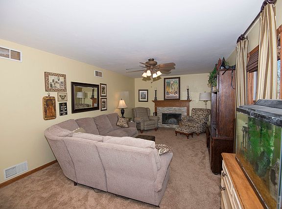 5th image of 15604 Lakeview Dr